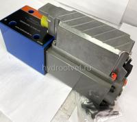 4WRPEH10CB100L-2X/G24K0/F1M - Сервораспределитель Ду10 с обратной связью по положению золотника и встроенным усилителем (OBE), номинальный расход 100 л/мин, характеристика L - линейная, схема C, сигнал управления F1 = 4...20 mA